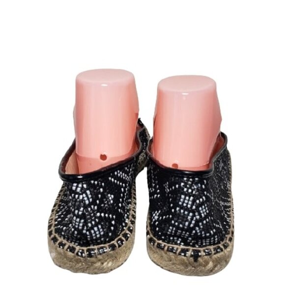 Nine West Beachinit Black Chevron Slip-On Flats - Picture 7 of 8